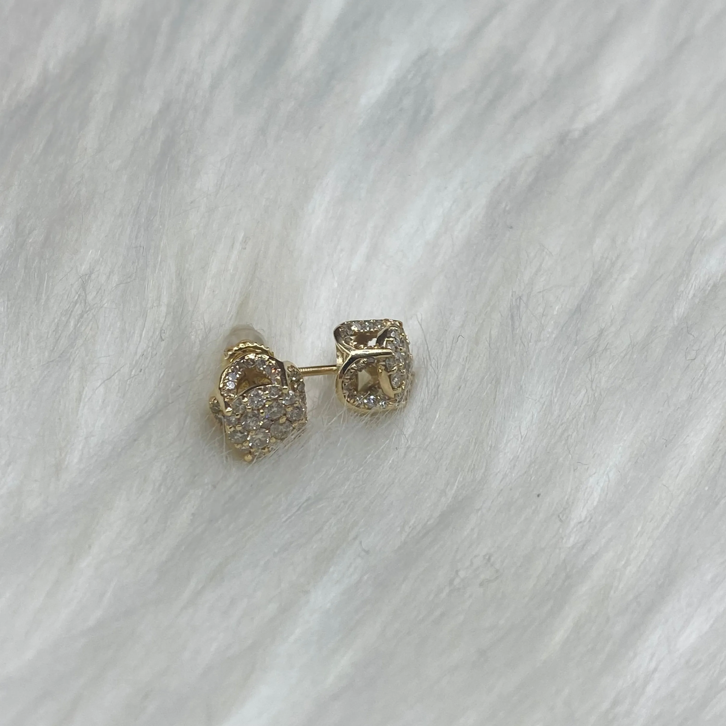 14K Yellow Gold Diamond Luxury Stud Earrings 0.92Ct Dia / 2.15gr