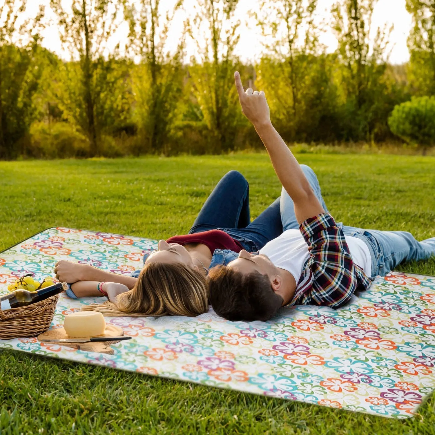 60" x 78" Foldable Waterproof Picnic Blanket with Strap