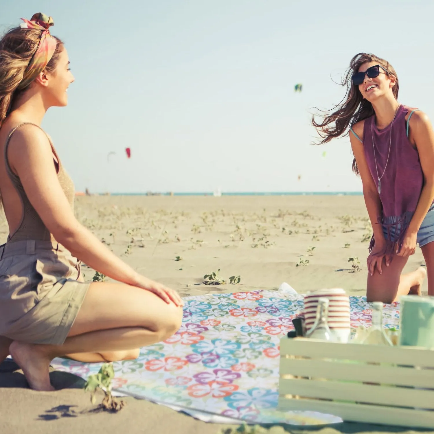 60" x 78" Foldable Waterproof Picnic Blanket with Strap