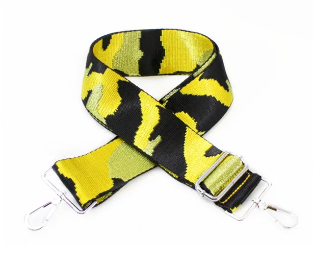 Detachable patterned bag strap for camera bag