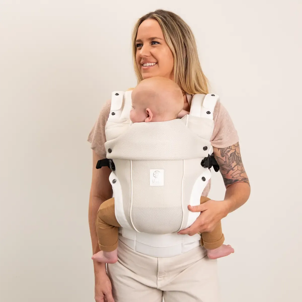 Elevate Air 6-in-1 Baby Carrier - Whisper