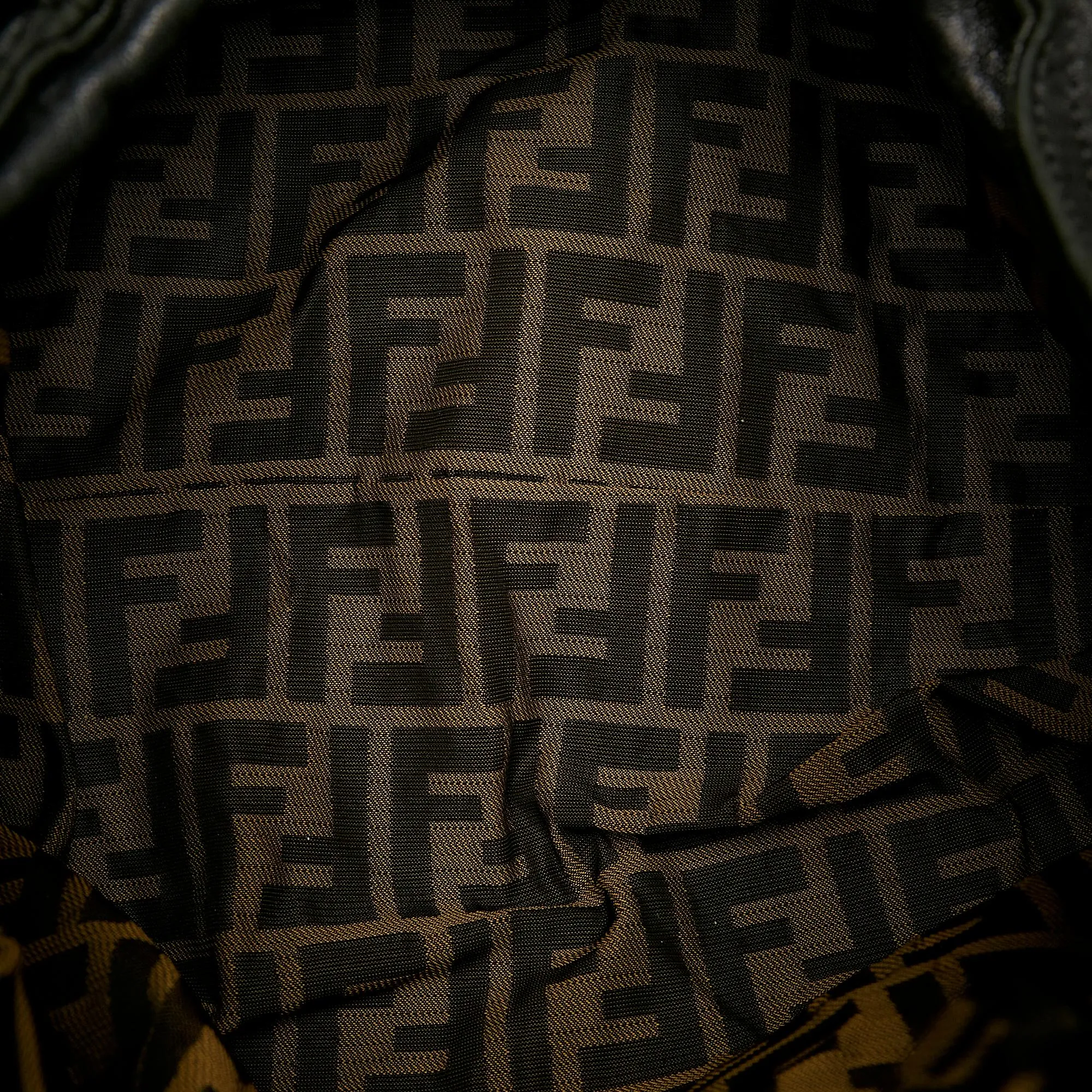 Fendi Spy Leather Handbag (SHG-34111)