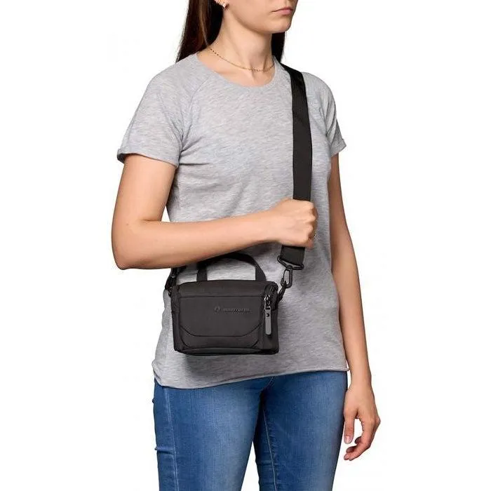 Manfrotto Advanced Shoulder Bag Xs Iii  Camera Bag