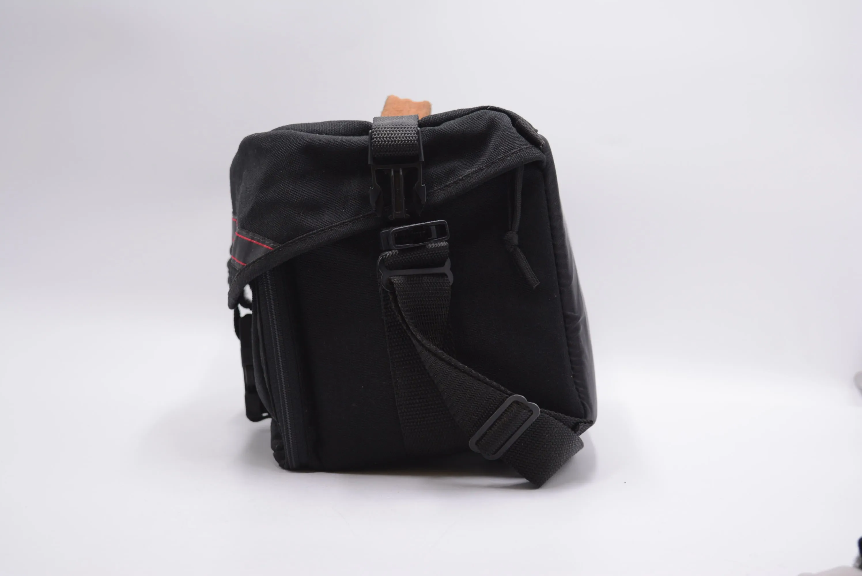 Tamrac Camera Bag Model 603, Used