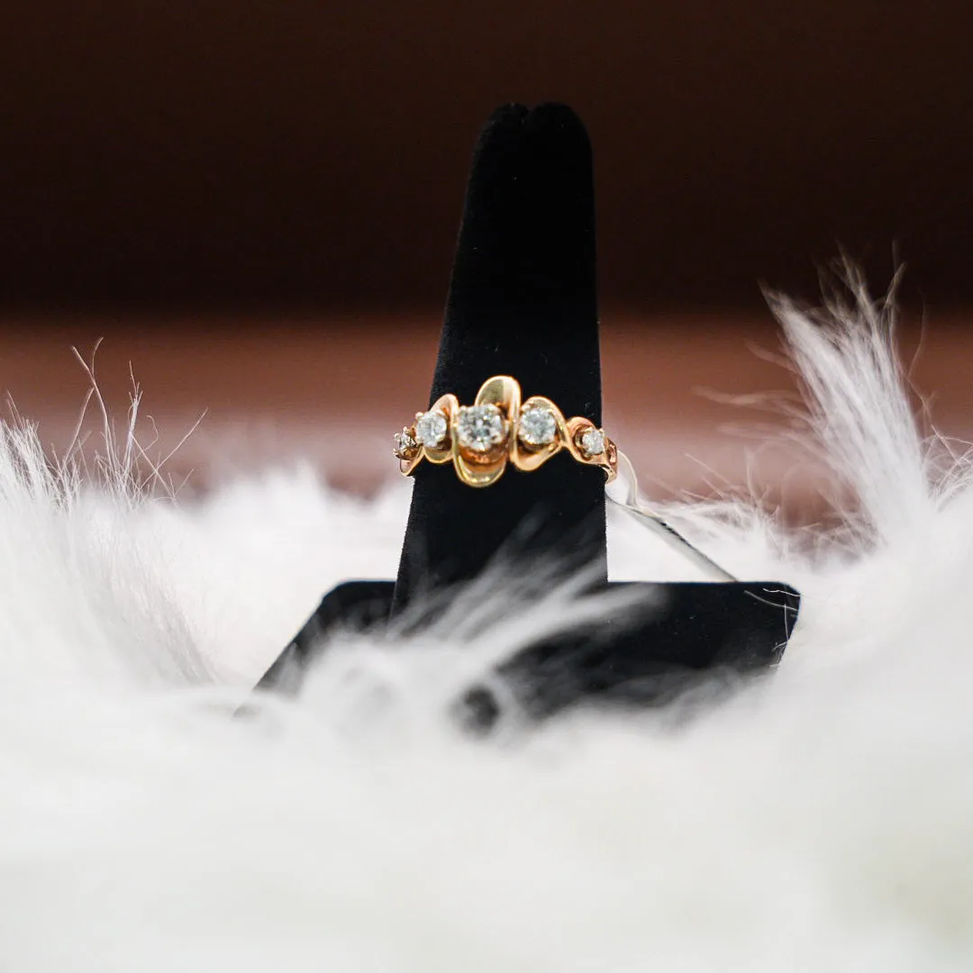 Women Ring 14K Yellow Gold With Diamonds / 4.2gr / Size 9